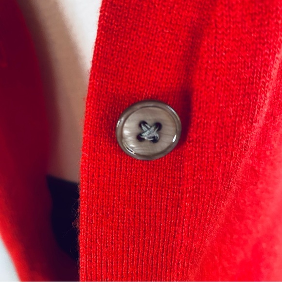Gap design and crafted red cardigan sweater. Beautifully done. - Picture 7 of 12